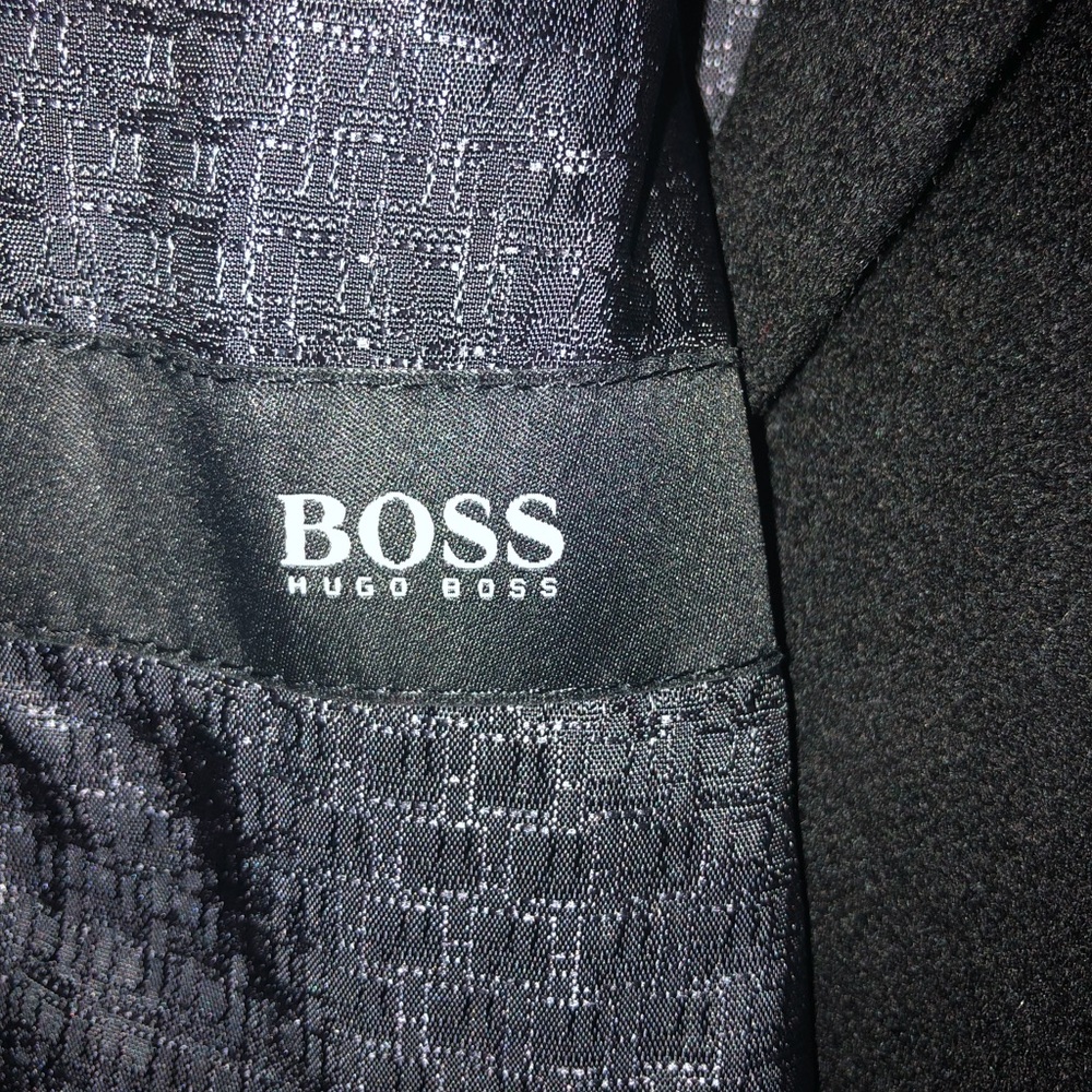 Hugo Boss Black Men's Sport Coat with Charcoal Patterned Lining